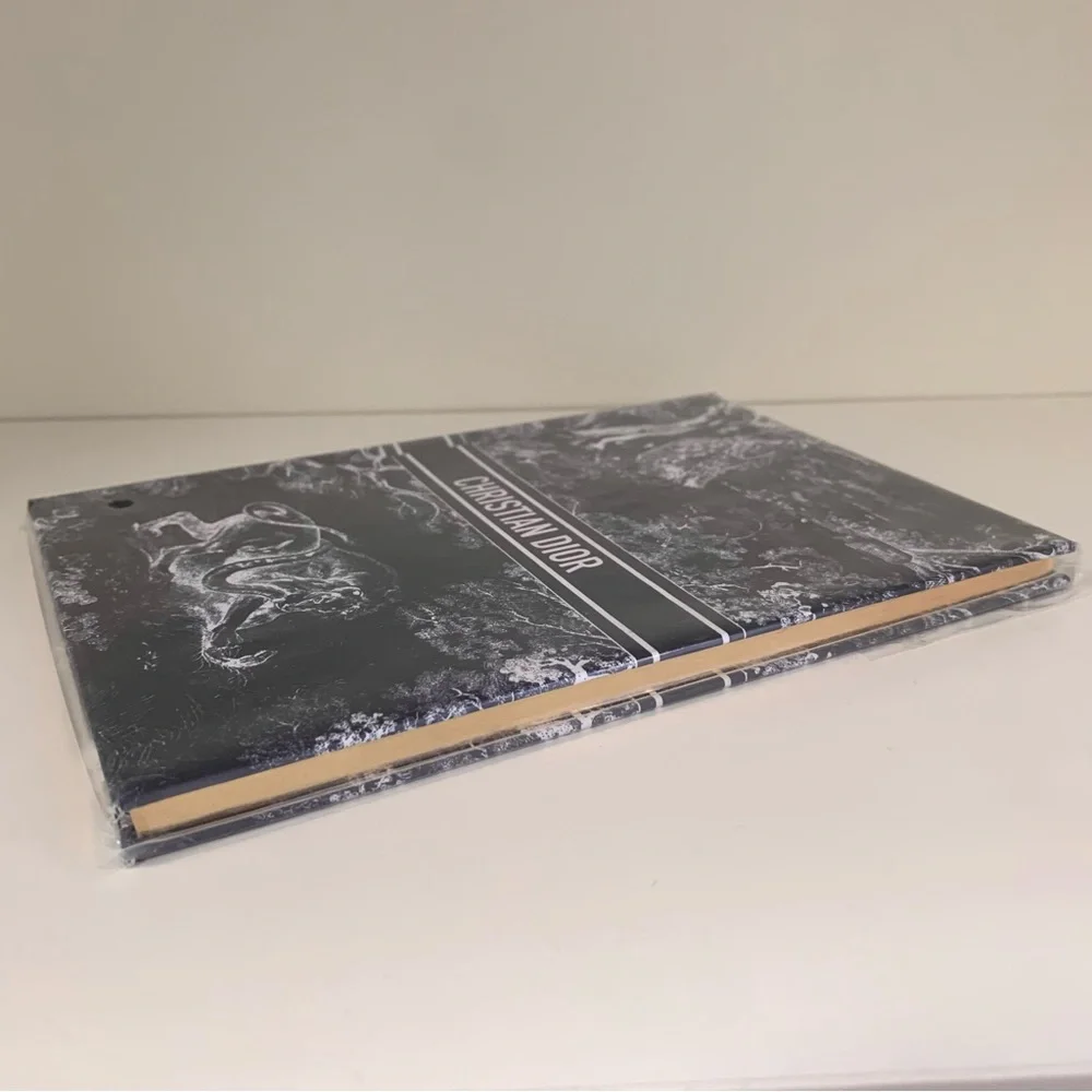 Hold Christian Dior hardcover notebook France